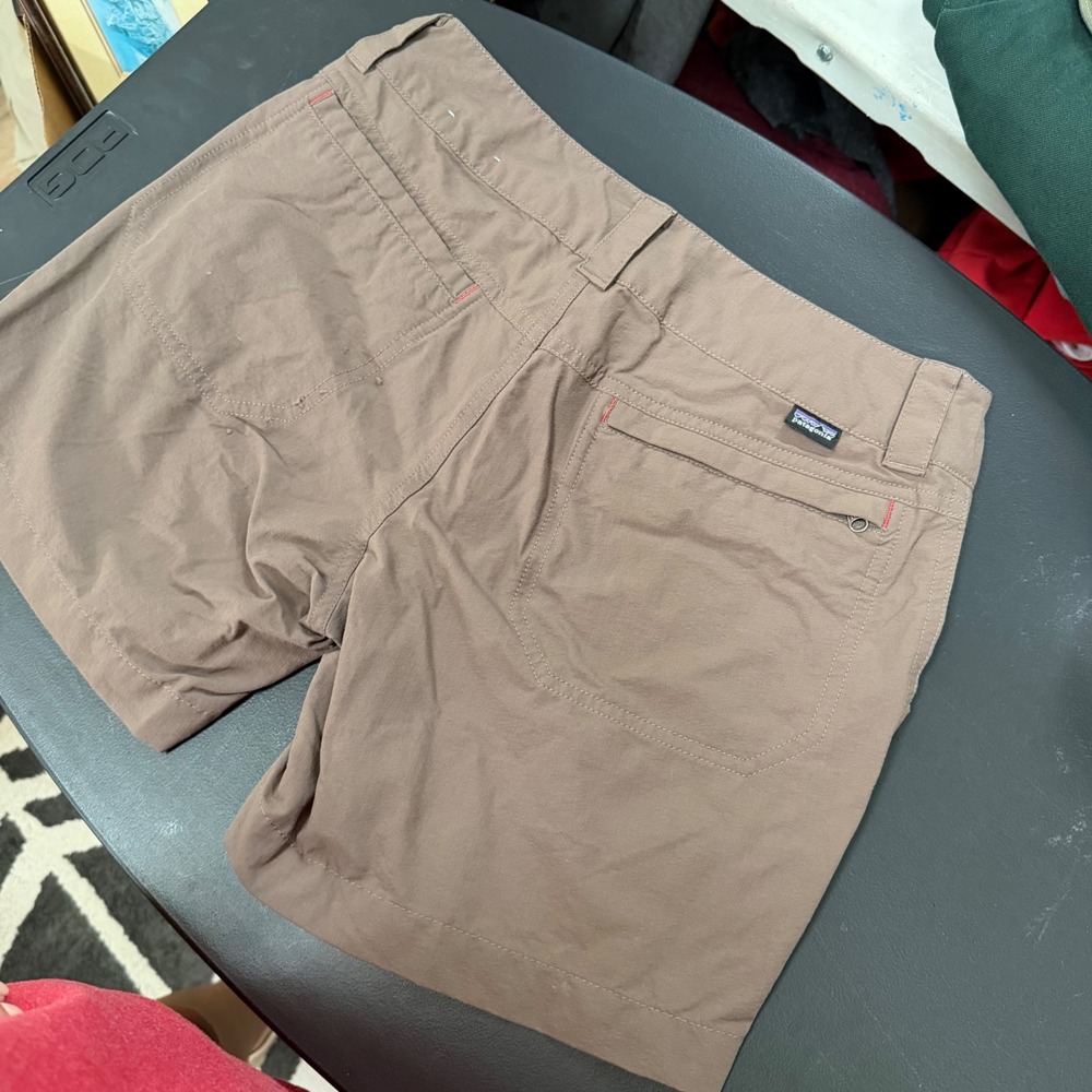 Patagonia Quandary Shorts Women 2 Brown Hiking Outdoor Utility Lightweight Gorp - Picture 16 of 16